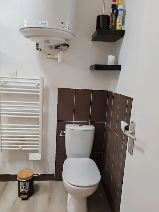 Charmant T2 Rdc Брест